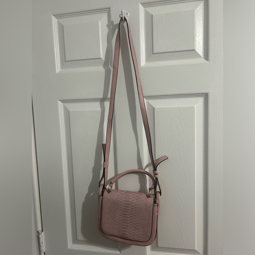 Elegant Pink Crossbody Bag